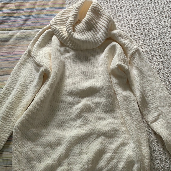 Big knit cowl neck sweater - Picture 1 of 3